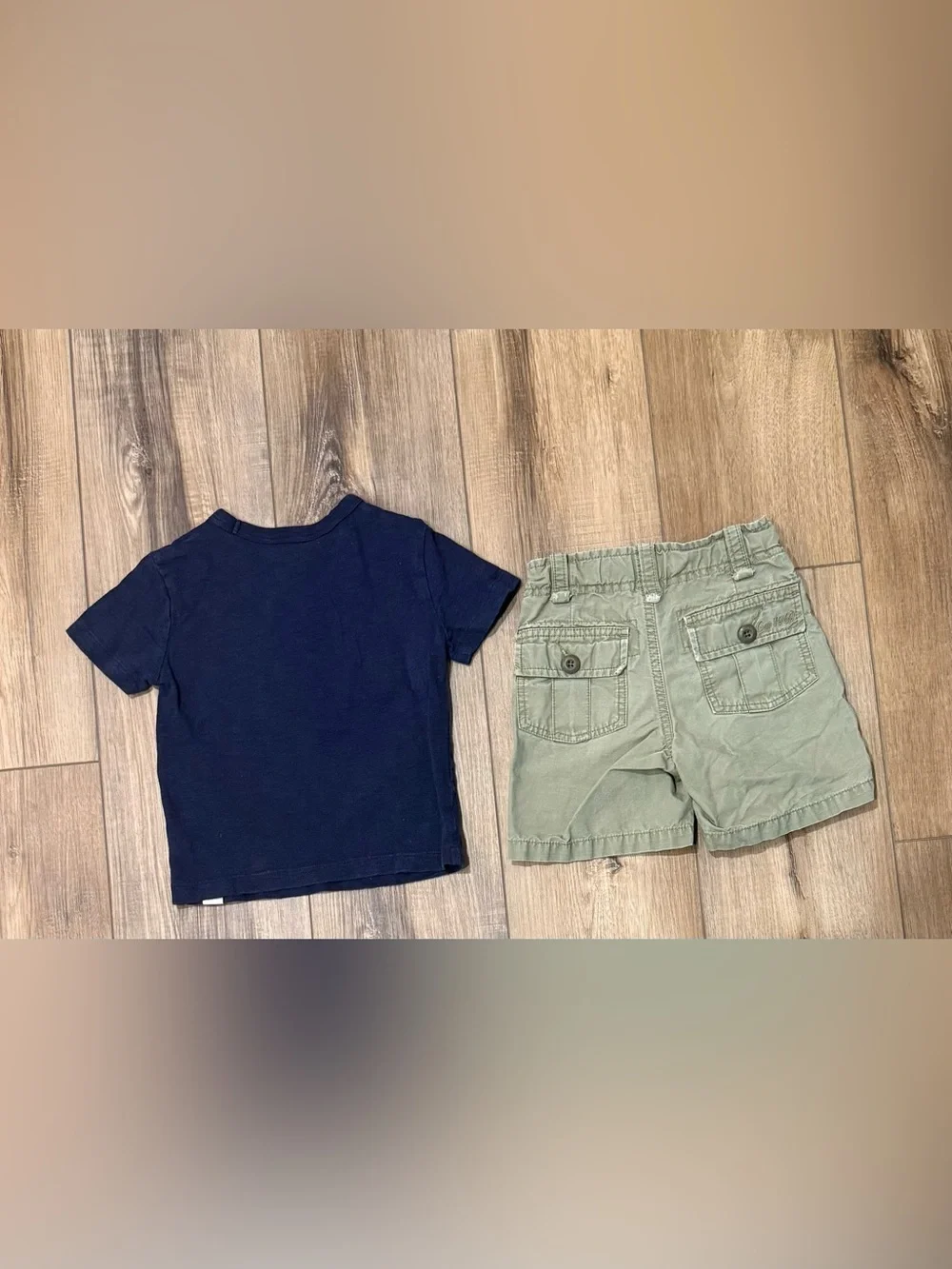 GAP Boys 2T Patriotic Logo Tee & Khaki Shorts Outfit Bundle